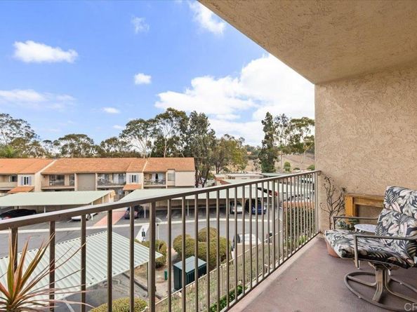 2352 Hosp Way 245, Carlsbad CA 92008