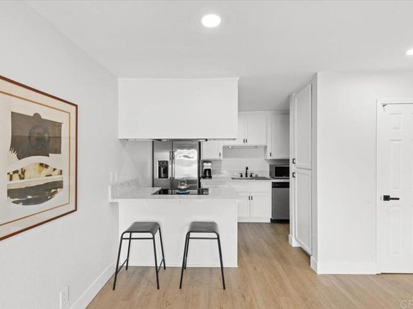 2352 Hosp Way 245, Carlsbad CA 92008