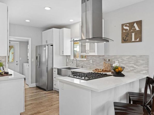 3578 CHAMOUNE Avenue, San Diego CA 92105
