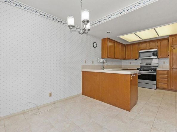 15662 Via Calanova, San Diego CA 92128