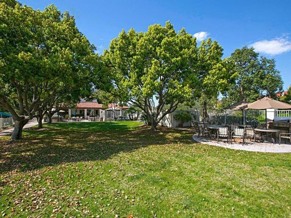 15662 Via Calanova, San Diego CA 92128