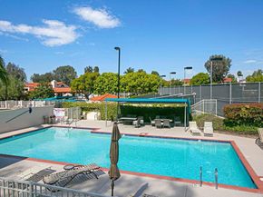 15662 Via Calanova, San Diego CA 92128