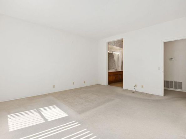 15662 Via Calanova, San Diego CA 92128