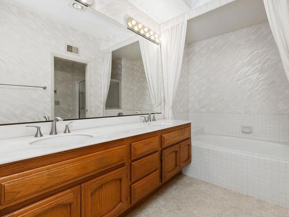 15662 Via Calanova, San Diego CA 92128
