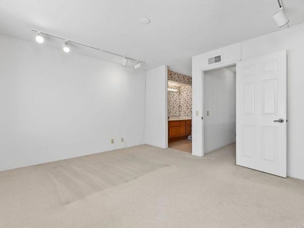 15662 Via Calanova, San Diego CA 92128