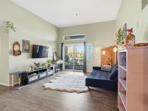 3955 Faircross 80, San Diego CA 92115