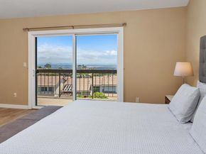 6547 Caminito Catalan, La Jolla CA 92037