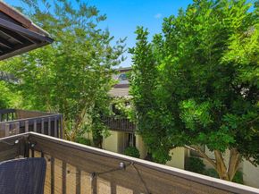 2372 Altisma Way C, Carlsbad CA 92009
