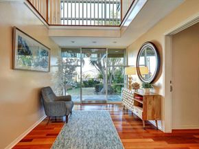 2812 Poinsettia Drive, San Diego CA 92106