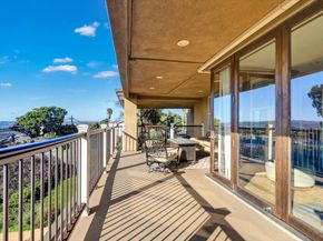 2812 Poinsettia Drive, San Diego CA 92106