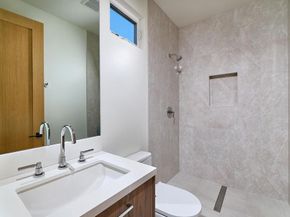 3905 Haines, San Diego CA 92109