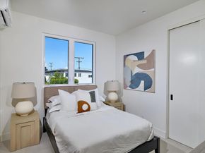 3905 Haines, San Diego CA 92109