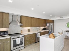 2885 B Street, San Diego CA 92102