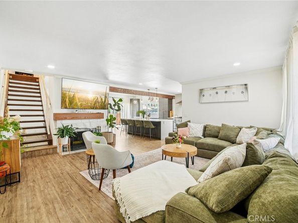 3675 Palo Verde Avenue, Long Beach CA 90808