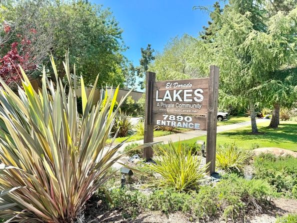 7890 E Spring Street 2F, Long Beach CA 90815