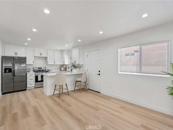 622 W 99th, Los Angeles CA 90044