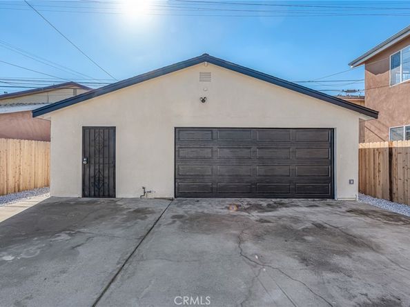 622 W 99th, Los Angeles CA 90044