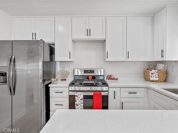 622 W 99th, Los Angeles CA 90044