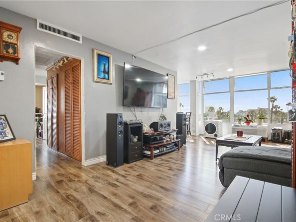 100 Atlantic 609, Long Beach CA 90802