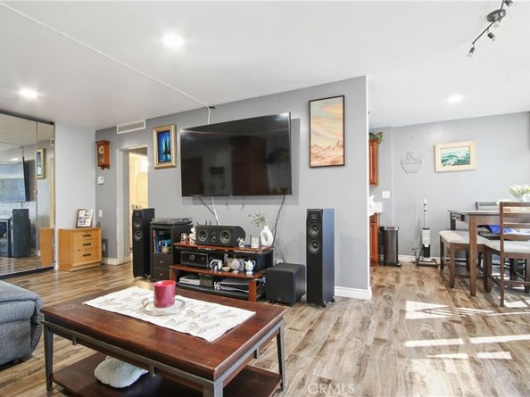 100 Atlantic 609, Long Beach CA 90802