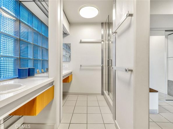 4022 Braeburn Way, Los Angeles CA 90027