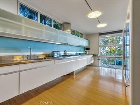 4022 Braeburn Way, Los Angeles CA 90027