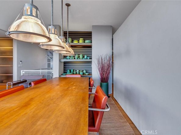 4022 Braeburn Way, Los Angeles CA 90027