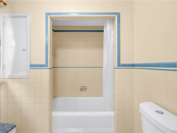 929 E Marshall, Long Beach CA 90807