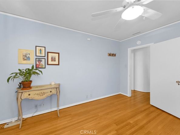 929 E Marshall, Long Beach CA 90807