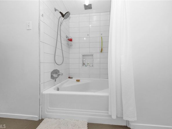 929 E Marshall, Long Beach CA 90807