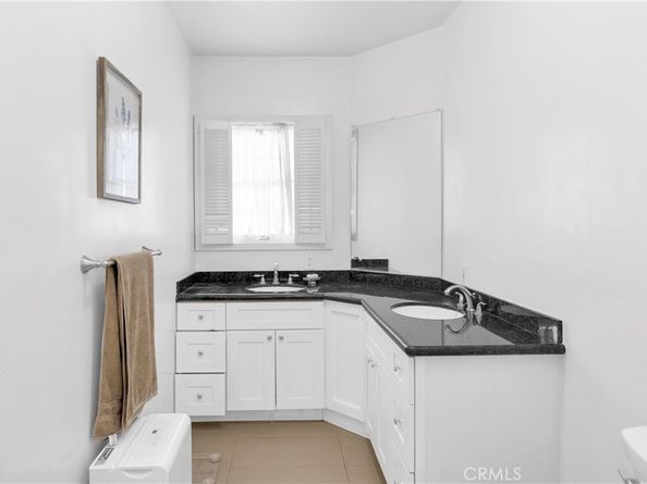 929 E Marshall, Long Beach CA 90807