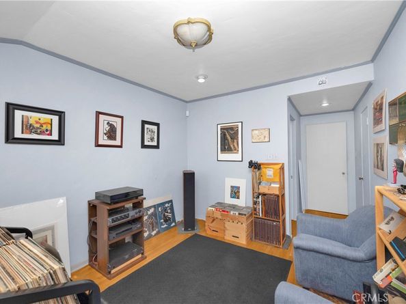 929 E Marshall, Long Beach CA 90807