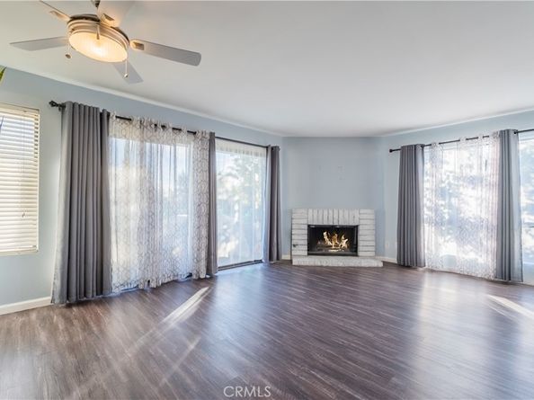 2264 Rose Avenue, Signal Hill CA 90755