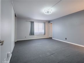 2264 Rose Avenue, Signal Hill CA 90755