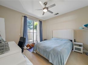 92 New Season, Irvine CA 92602