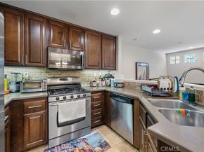 92 New Season, Irvine CA 92602