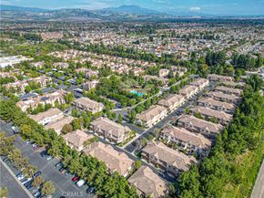 92 New Season, Irvine CA 92602