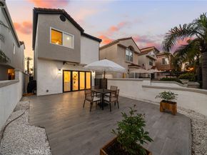 511 9th, Huntington Beach CA 92648