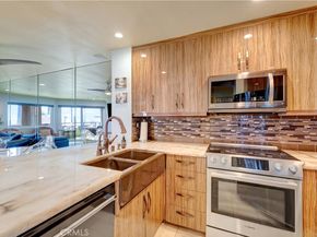 1200 Pacific Coast Highway 209, Huntington Beach CA 92648