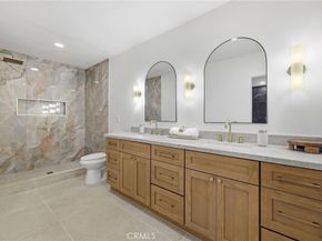 4529 Pepperwood Avenue, Long Beach CA 90808