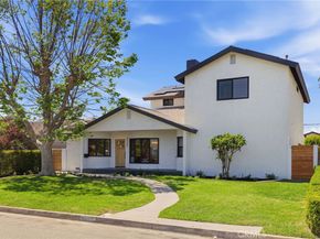 4529 Pepperwood Avenue, Long Beach CA 90808