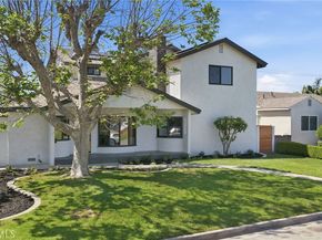 4529 Pepperwood Avenue, Long Beach CA 90808