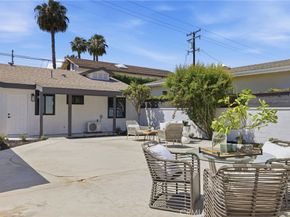 4529 Pepperwood Avenue, Long Beach CA 90808