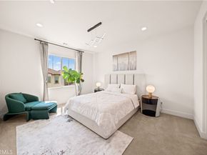 2592 Highland Oak Court, Lake Forest CA 92679