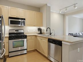 2448 Watermarke, Irvine CA 92612