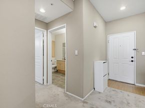 2448 Watermarke, Irvine CA 92612