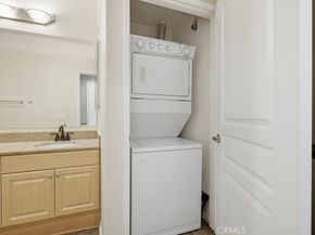 2448 Watermarke, Irvine CA 92612