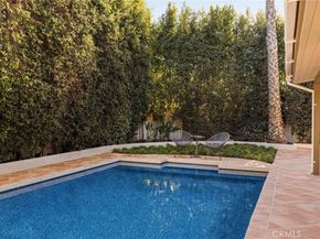 1096 Tulare, Costa Mesa CA 92626