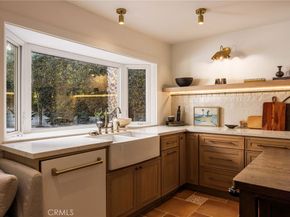 1096 Tulare, Costa Mesa CA 92626