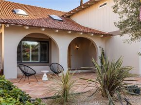 1096 Tulare, Costa Mesa CA 92626